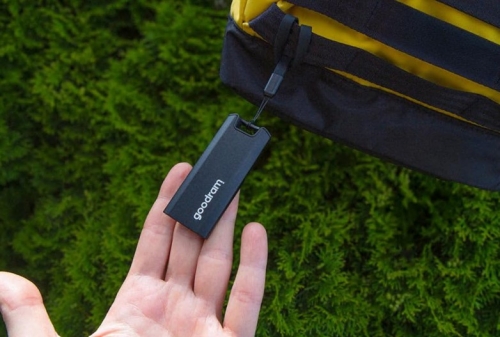 DISCO EXTERNO SSD GOODRAM 1TB HL200 USB TYPE-C + A SSDR-GMRE-02T-K0